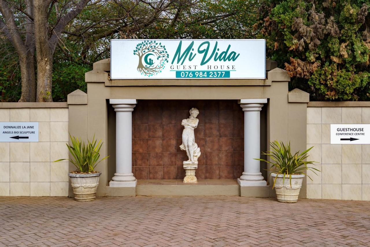 Mi Vida Guesthouse Klerksdorp Exteriér fotografie